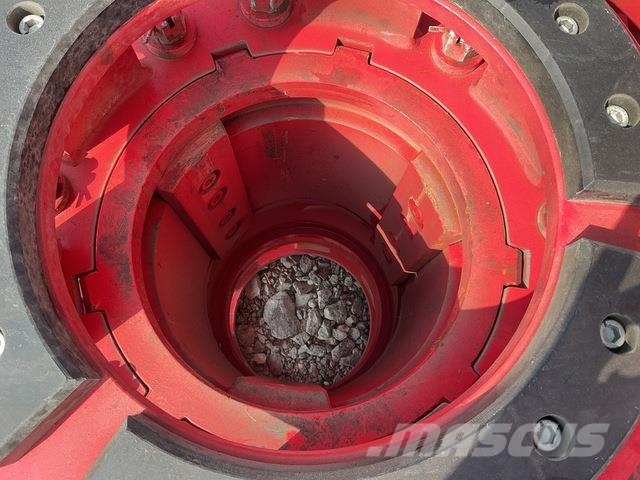 Sany SR65 مثاقيب ثقيلة