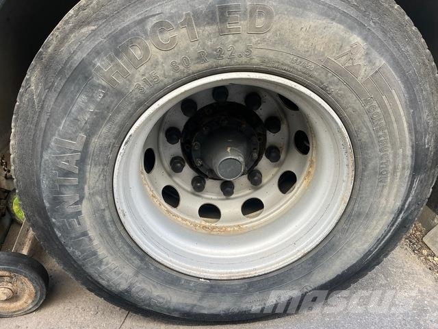 Scania G410 Sopmaskiner