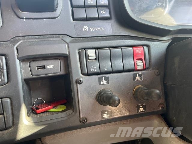 Scania G410 Sopmaskiner