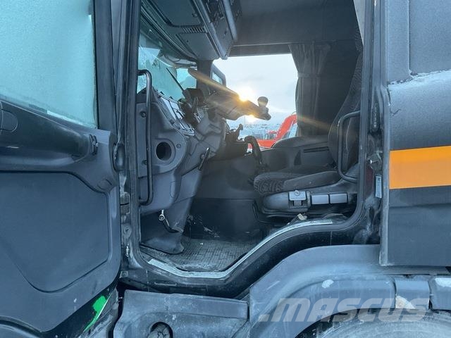 Scania P114LB-380 Autocisterna