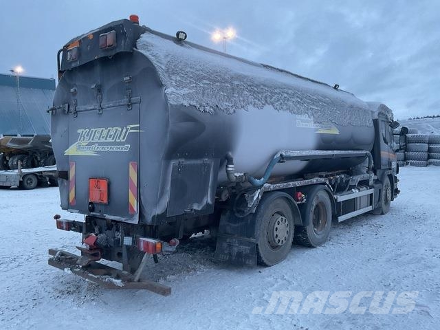Scania P114LB-380 Autocisterna