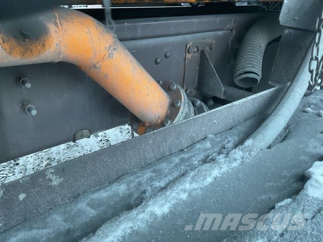 Scania P114LB-380 Autocisterna