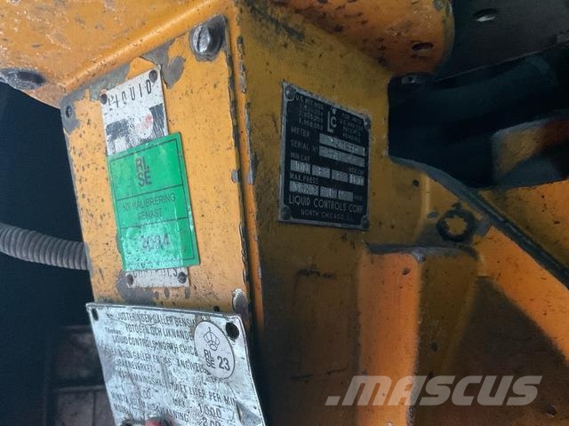 Scania P114LB-380 Autocisterna