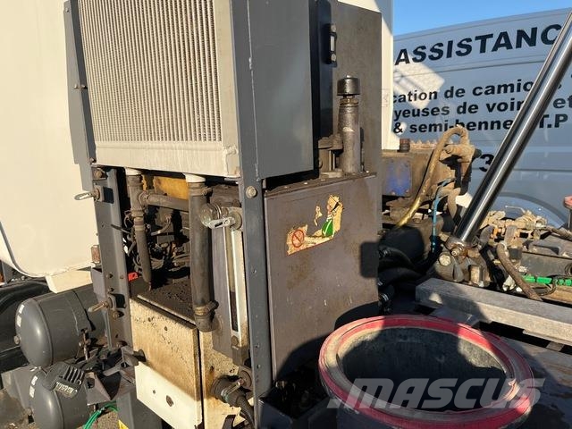 Scania P250 Sopmaskiner
