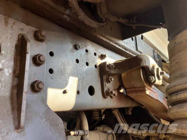 Scania P250 Sopmaskiner