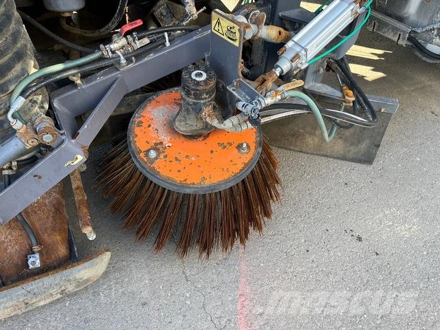 Scania P250 Sopmaskiner