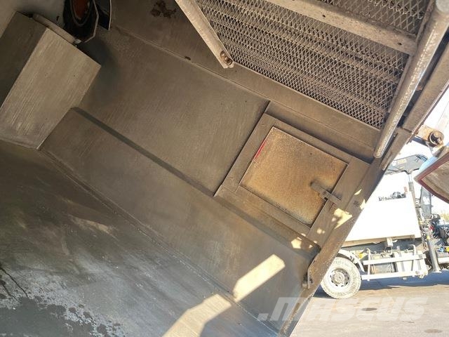 Scania P250 Sopmaskiner