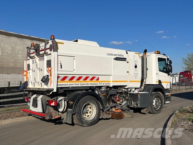 Scania P250 Sopmaskiner