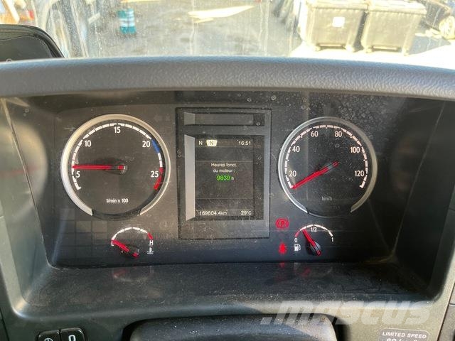 Scania P250 Sopmaskiner