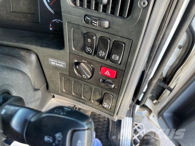 Scania P250 Sopmaskiner