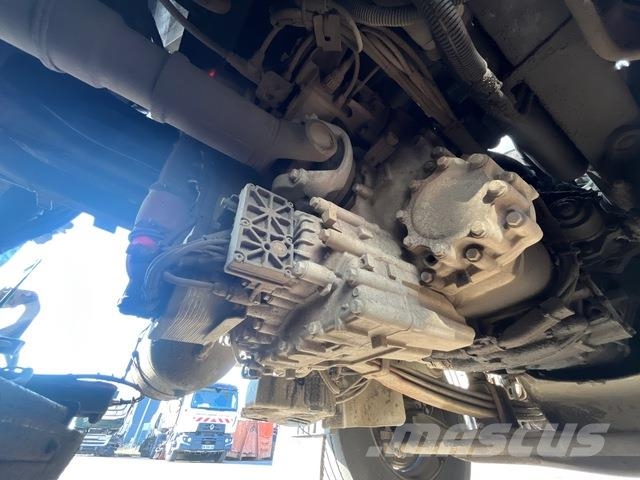 Scania P250 Sopmaskiner