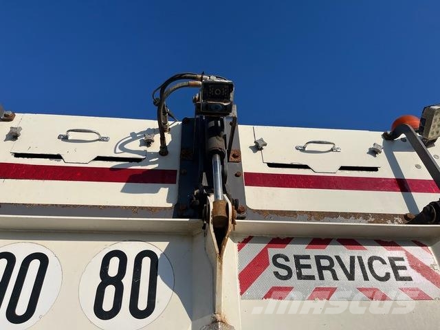 Scania P250 Sopmaskiner