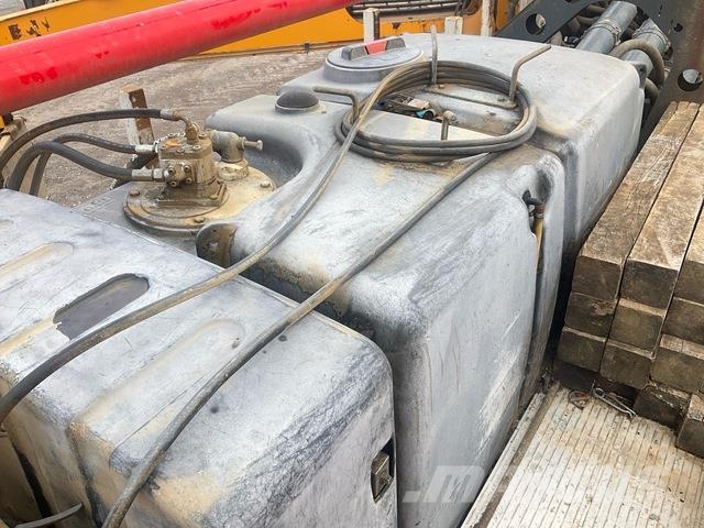 Scania P410CB Betonipumppuautot