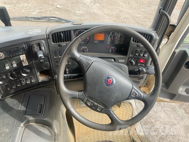 Scania P410CB Betonipumppuautot