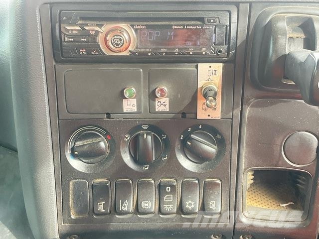 Scania P410CB Betonipumppuautot