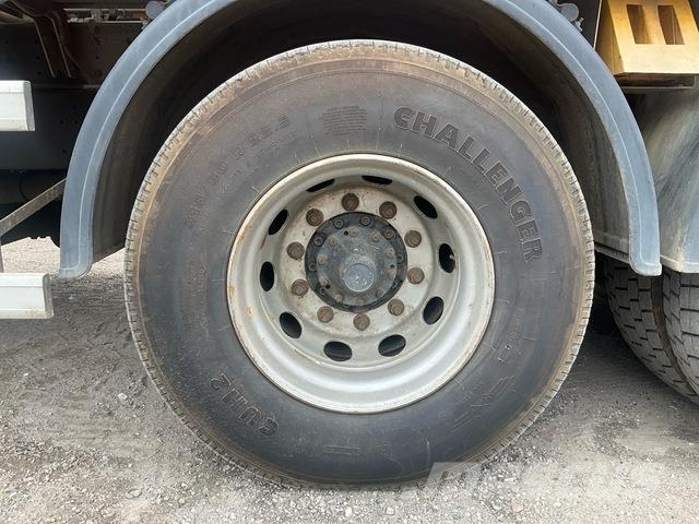 Scania P410CB Betonipumppuautot