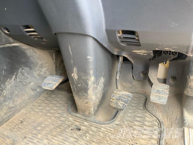 Scania P410CB Betonipumppuautot