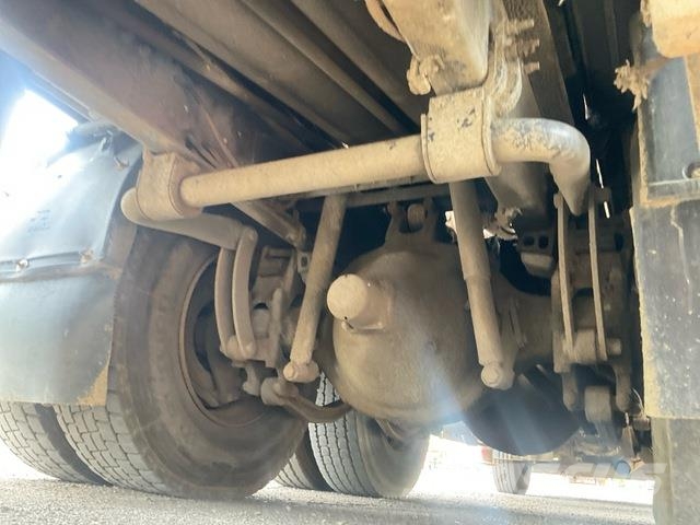 Scania P410CB Betonipumppuautot