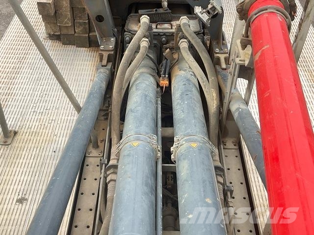 Scania P410CB Betonipumppuautot