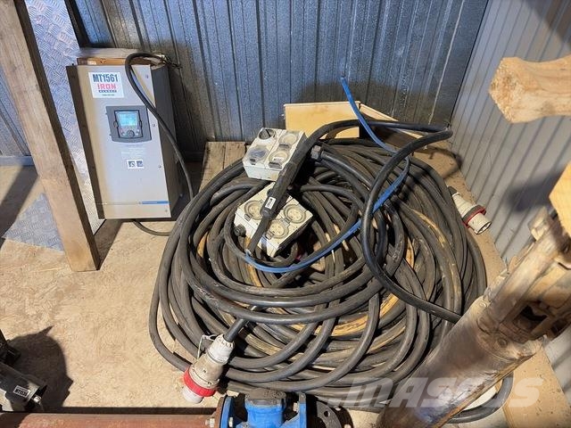 Schneider Electric Altivar 61 Other