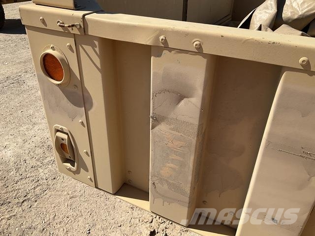 Schutt M1102 مقطورات أخرى