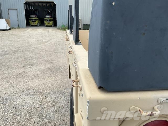 Schutt M1102 Outros reboques