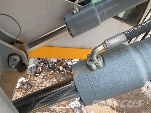 Sennebogen 835E Construction - Others