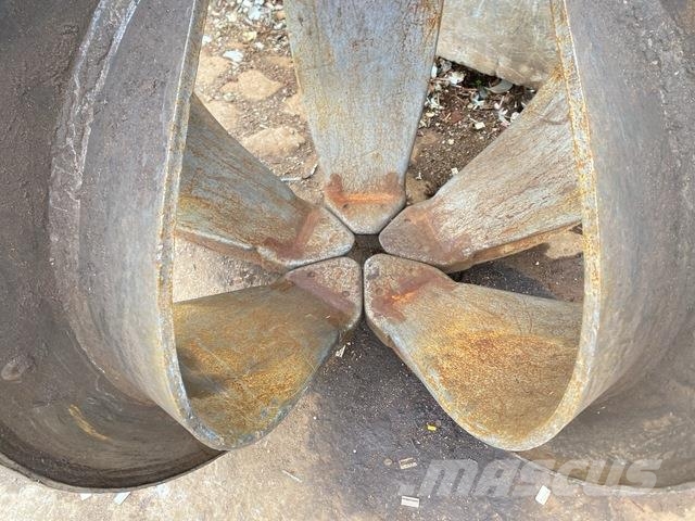 Sennebogen 835E Construction - Others