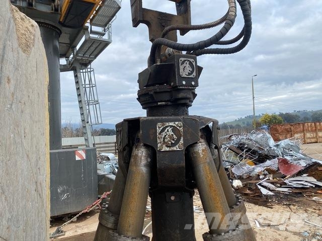 Sennebogen 835E Construction - Others