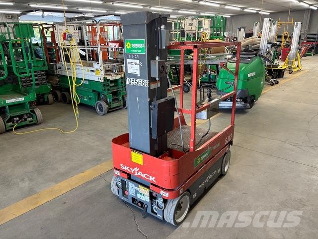 SkyJack SJ12 Mât vertical