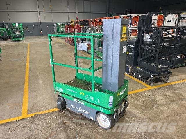 SkyJack SJ16 Vertical mast lifts