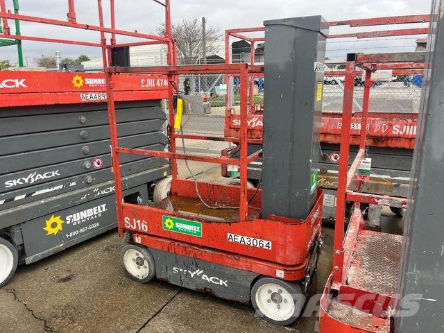 SkyJack SJ16 رافعات السارية الرأسية
