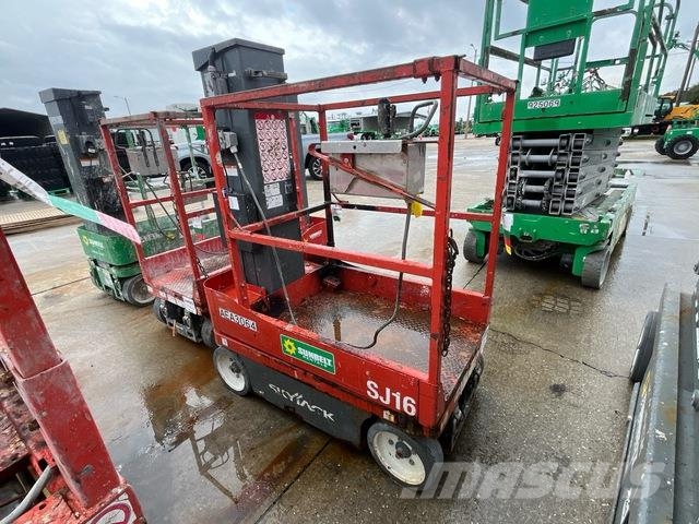 SkyJack SJ16 رافعات السارية الرأسية