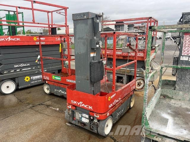 SkyJack SJ16 Plataformas elevatórias verticais