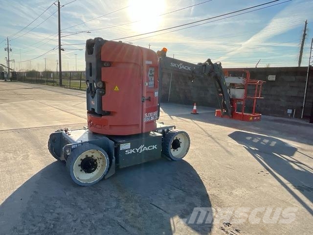 SkyJack SJ30 ARJE Коленчатые подъемники