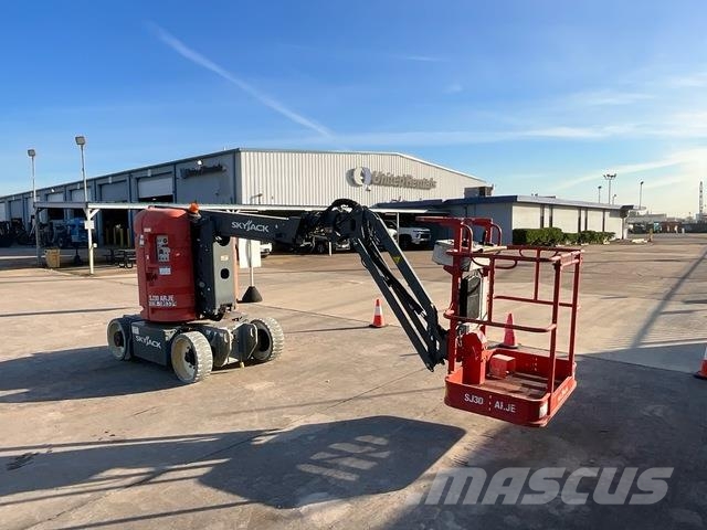 SkyJack SJ30 ARJE Коленчатые подъемники