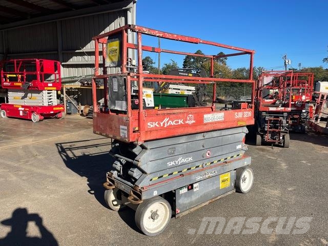 SkyJack SJ3226 Scissor lifts