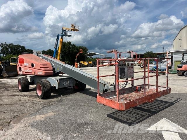 SkyJack SJ40T Teleskopiskie pacēlāji