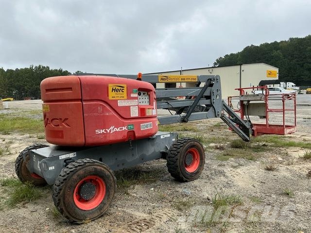 SkyJack SJ46AJ Plataformas elevatórias articuladas