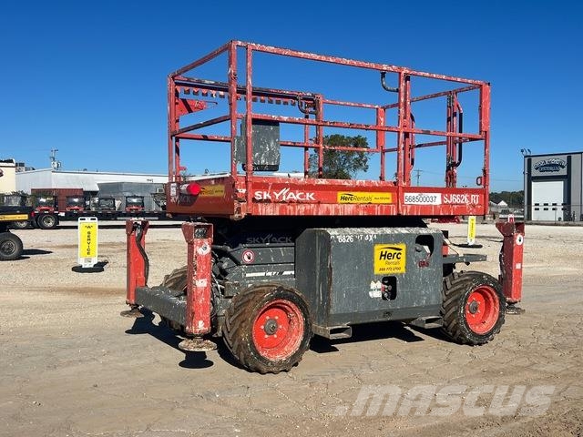SkyJack SJ6826RT Elevadores de tesoura