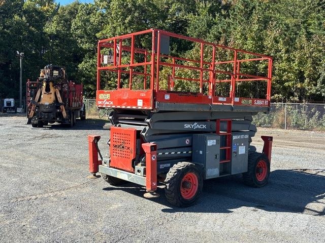 SkyJack SJ8841RT Підйомники-ножиці
