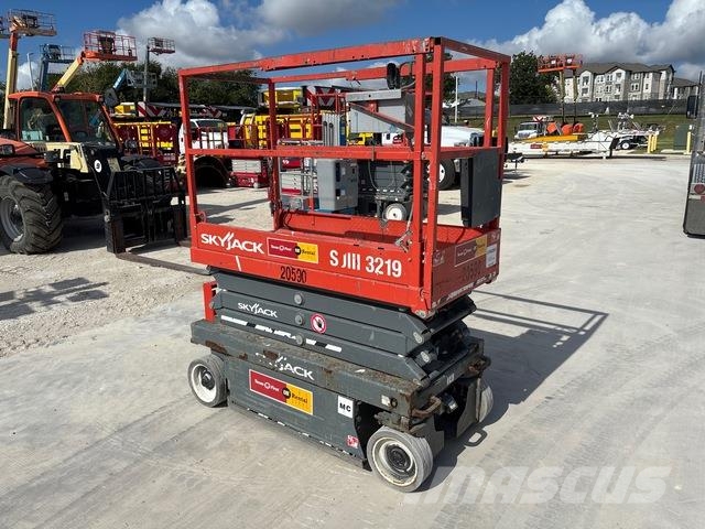 SkyJack SJIII 3219 Platforme foarfeca
