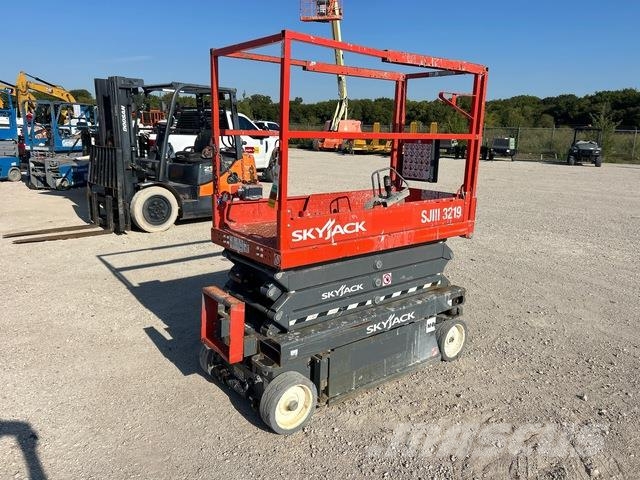 SkyJack SJIII-3219 Elevadores de tesoura