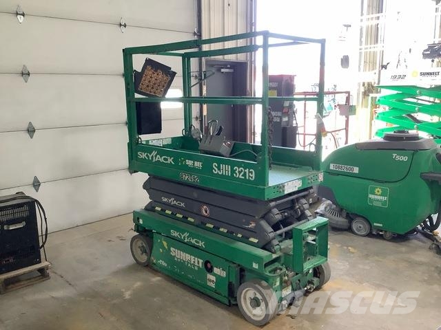 SkyJack SJIII 3219 Elevadores de tesoura