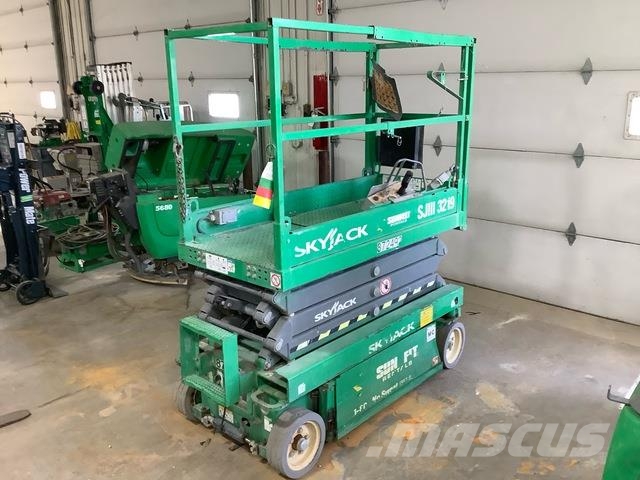 SkyJack SJIII 3219 Elevadores de tesoura