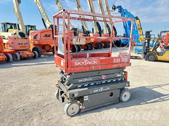 SkyJack SJIII-3219 Scissor lifts