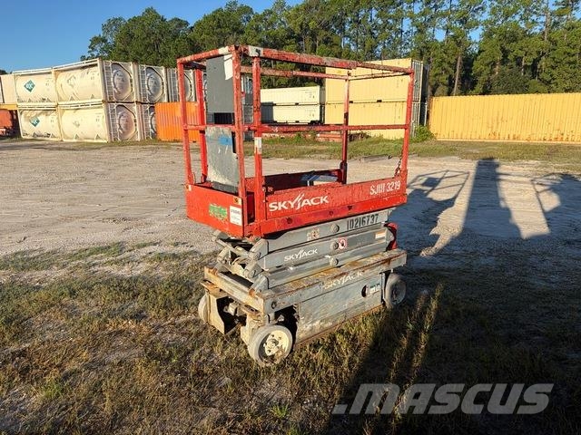 SkyJack SJIII-3219 Elevadores de tesoura
