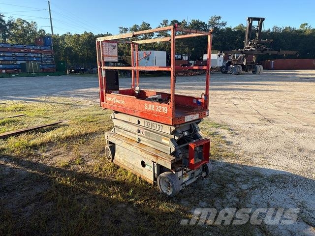 SkyJack SJIII-3219 Elevadores de tesoura