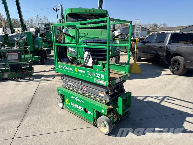 SkyJack SJIII 3219 Elevadores de tesoura
