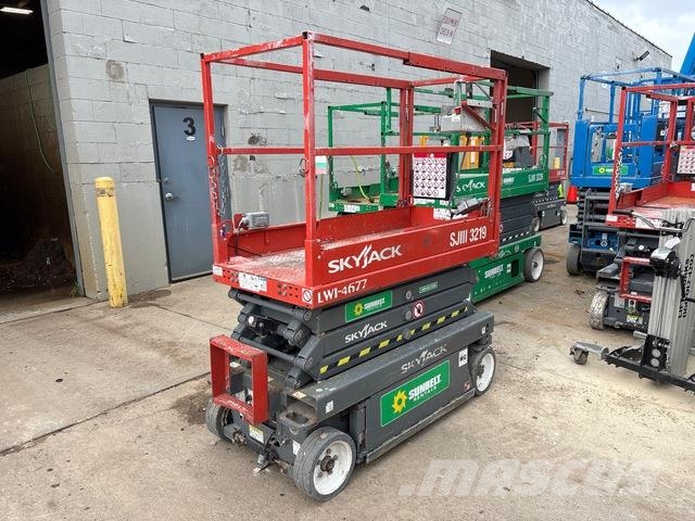 SkyJack SJIII-3219 Elevadores de tesoura